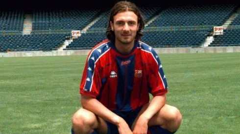 Dugarry barre el piso con el Barça