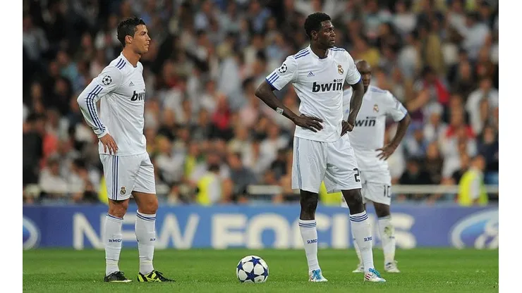 Emmanuel Adebayor está a detalles de llegar a Olimpia de Paraguay