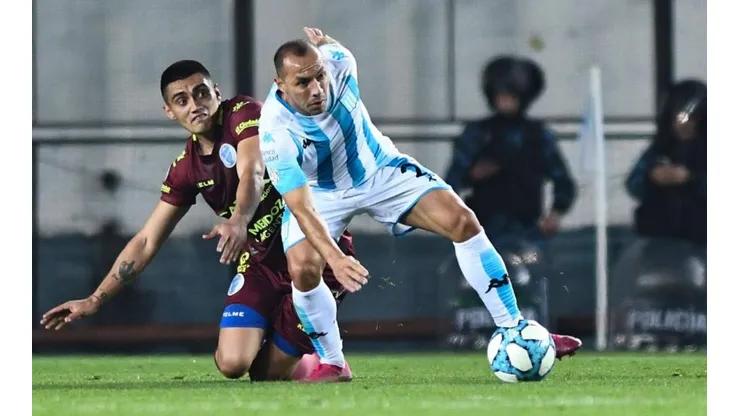 "Que le afloje al Twitter y se ponga a entrenar": Catete periodista argentino vuelve a trollear a Marcelo Díaz