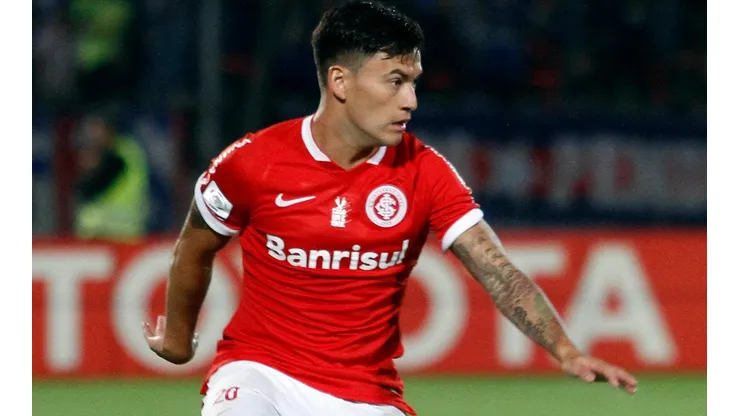Aránguiz jugó en 2014-2015 en Brasil.
