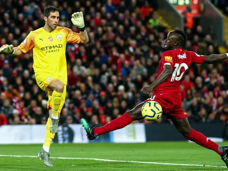 Claudio Bravo aparece en la lista de los que se van del Manchester City