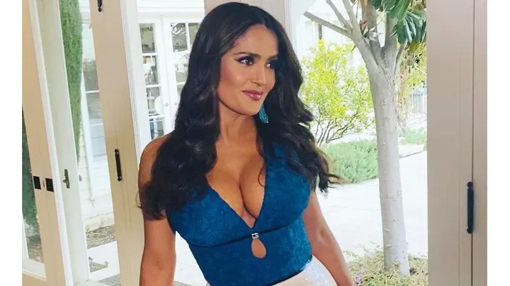 Salma Hayek está "muy conmovida" por acto de Las Tesis