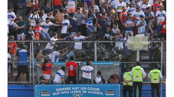Violentos momentos se vivieron en el partido entre la UC y O'Higgins