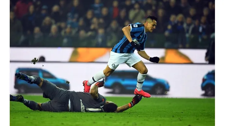 Alexis Sánchez recibió la falta penal de Musso que definió la victoria de Inter