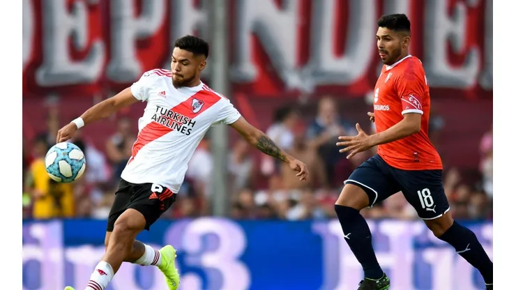 El chileno viene siendo titular en la zaga millonaria.