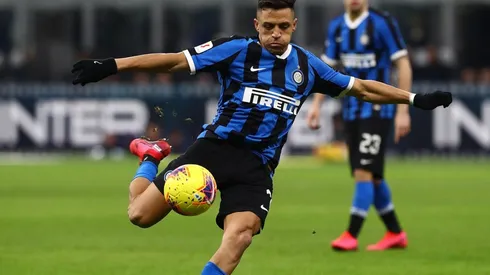 Alexis parte en la banca contra Udinese.