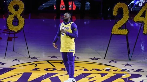 LeBron expresó un emotivo discurso en memoria de Kobe.