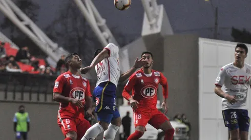 Caleranos y Hispanos juegan su duelo por la segunda fecha del Torneo Nacional.