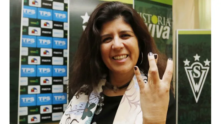 Lorena Medel es directora de Santiago Wanderers hace nueve meses