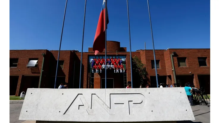 Consejo de Presidentes rechaza el ingreso de Medel al directorio de la ANFP.