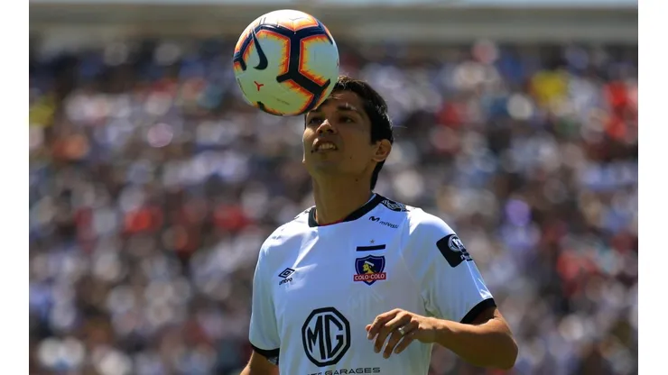Matías Fernández puede integrar la comitiva colocolina que visitará a Cobresal