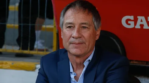 Holan lamenta la muerte del hincha de albo