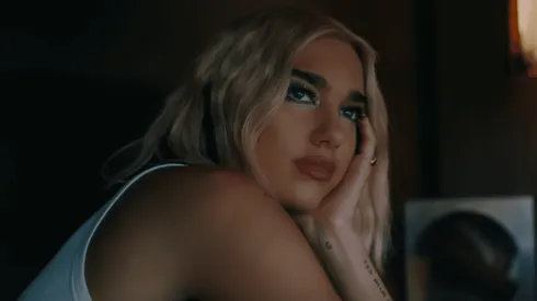 Dua Lipa sorprende al lanzar "Physical"