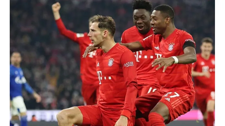 Jugadores del Bayern se van a las manos en pleno entrenamiento.
