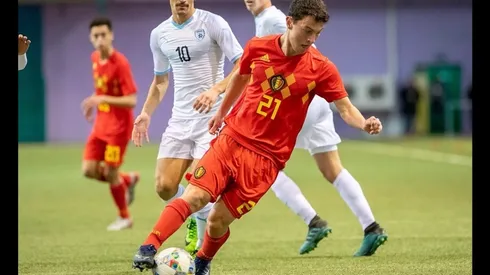Víctor Mendoza suma dos partidos con la selección Sub 17 de Bélgica