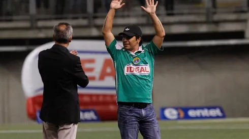 Cabañas homenajeado por Audax en 2014.