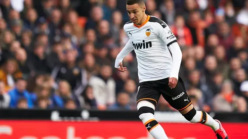 Rodrigo, el delantero del Valencia que quiere el Barça.