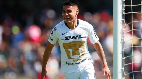 Felipe Mora se despide de Pumas