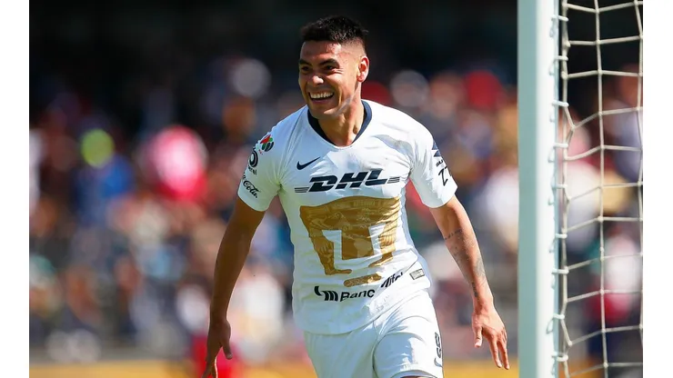 Felipe Mora se despide de Pumas