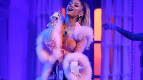 Ariana Grande falla en los Grammys 2020