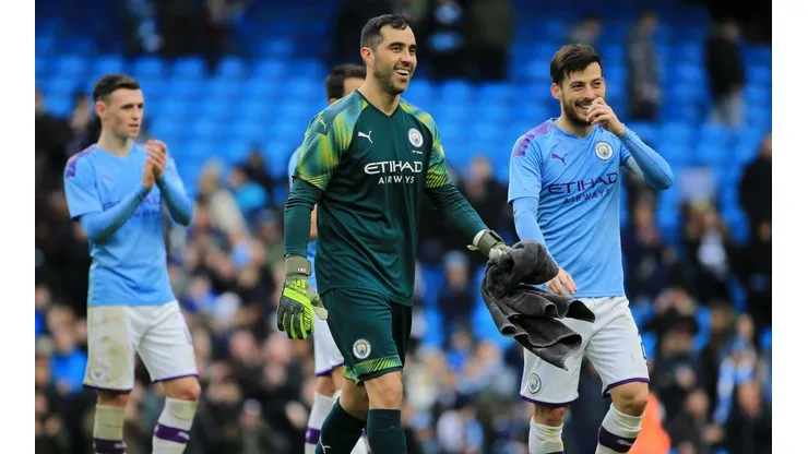 Bravo fue titular en el City.