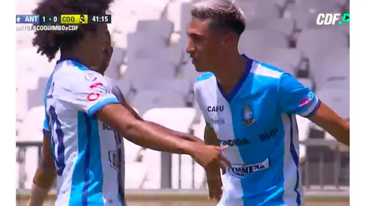 Jugador de Deportes Antofagasta sorprende celebrando gol como Cristiano Ronaldo