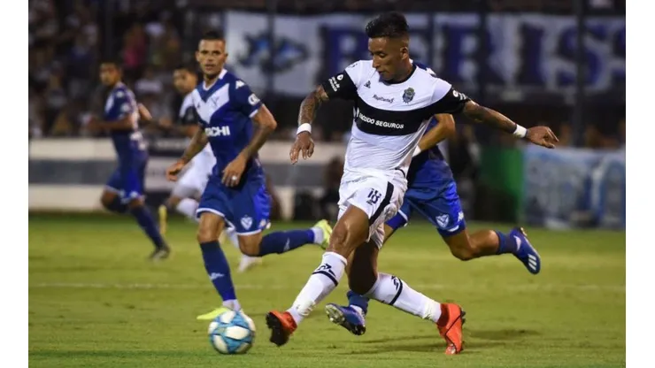 La sinceridad de Diego Maradona: "Creíamos que Lucas Barrios estaba retirado"