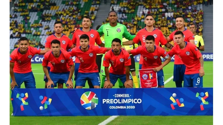 Revisa la formación de la Roja