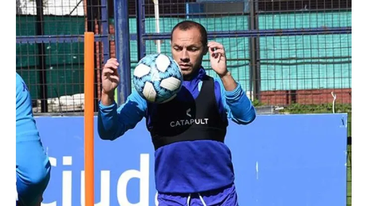 Marcelo Díaz sale del equipo titular de Racing