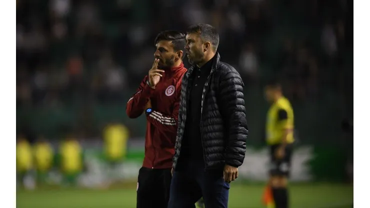 El debut del DT argentino