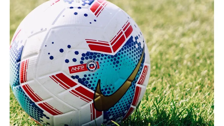 La nueva pelota del campeonato