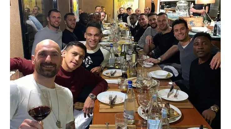 Pura buena onda: Alexis Sánchez no se perdió el evento de la semana en el Inter de Milán