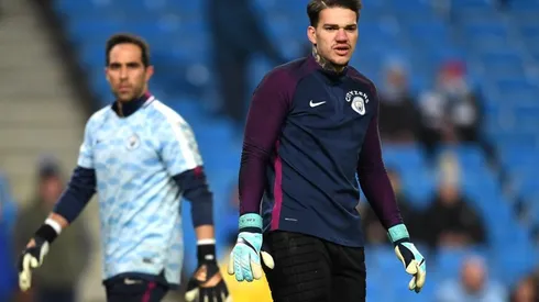 Ederson y Claudio Bravo en el City.