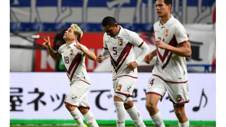 Los venezolanos buscan DT