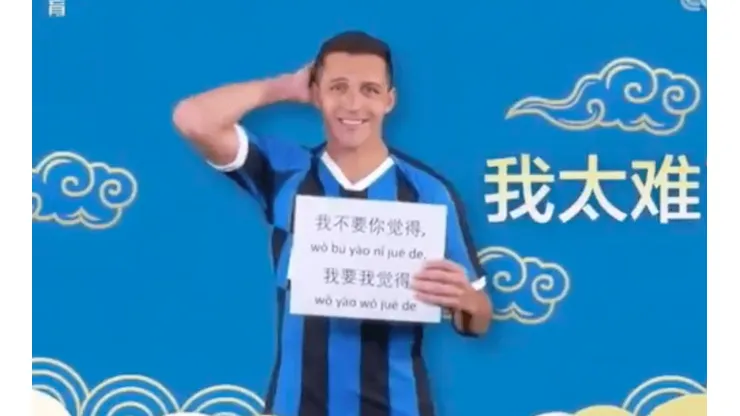 Alexis Sánchez se luce hablando en chino junto al plantel del Inter de Milán