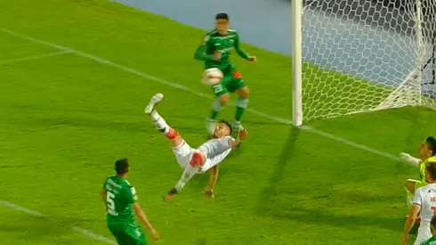 La tremenda chilena con que Deportes Copiapó se pone en ventaja ante Deportes Temuco