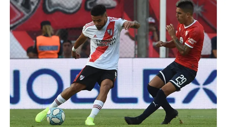 Paulo Díaz saca aplausos en Argentina con gran habilitación ante Independiente