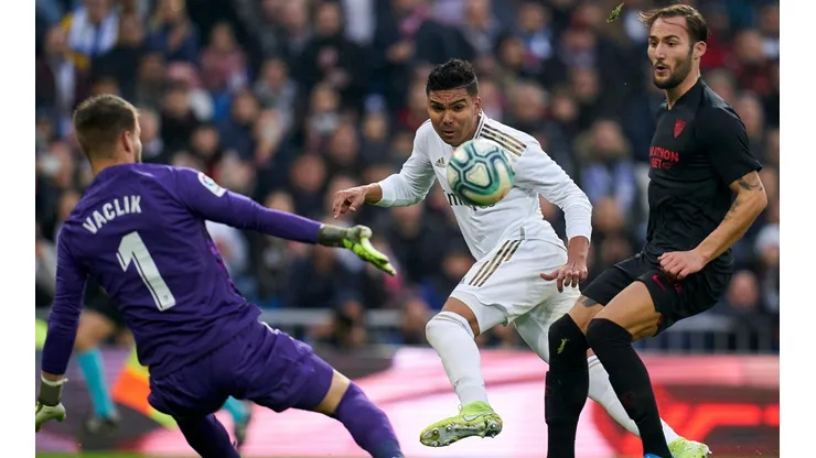 Doblete de Casemiro.