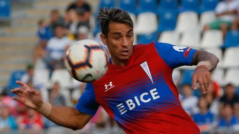 El delantero debutará oficialmente con la camiseta Cruzada.