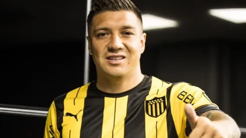 Esta será la octava camiseta que vestirá en su carrera.