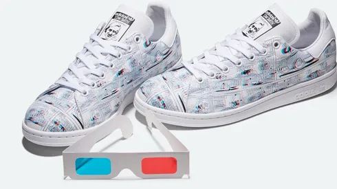 Estas Stan Smith de Mickey vienen con un lente 3D para leer un cómic.