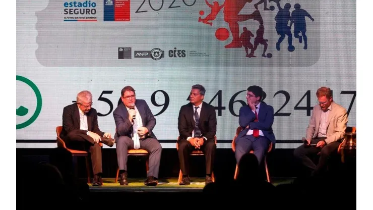 el Departamento Estadio Seguro organizó el "Seminario Internacional Experiencia Estadio".