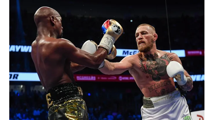 El luchador se ha acostumbrado a hacer noticias fuera del octagono.