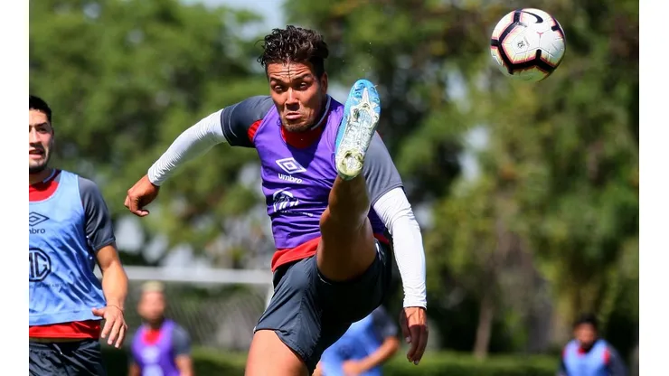 Javier Parraguez no ha podido convencer como reemplazante de Esteban Paredes en Colo Colo