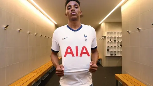 La promesa portuguesa llega cedido por 18 meses.