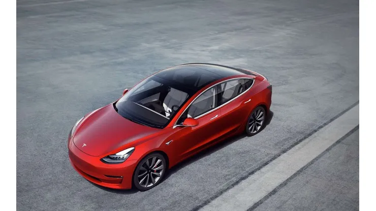 El Model 3 será uno de los millonarios premios que dará Tesla.