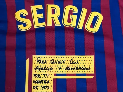 El visionario Busquets le regaló su camiseta al nuevo técnico del Barcelona
