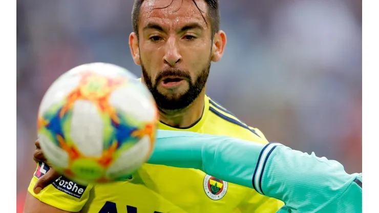 Fenerbahçe no va a "regalar" al Huaso Isla.
