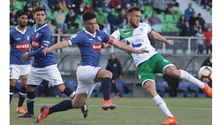 Puerto Montt y Melipilla son dos de los equipos que luchan por ascender a Primera, mediante la Liguilla.