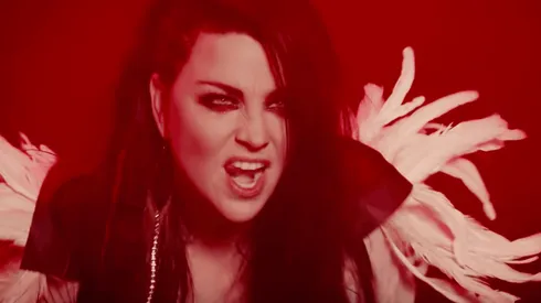 Evanescence reaparece con "The Chain"